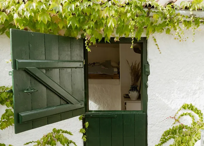 Historic And Outstanding Summer House In Dom wakacyjny Rørvig